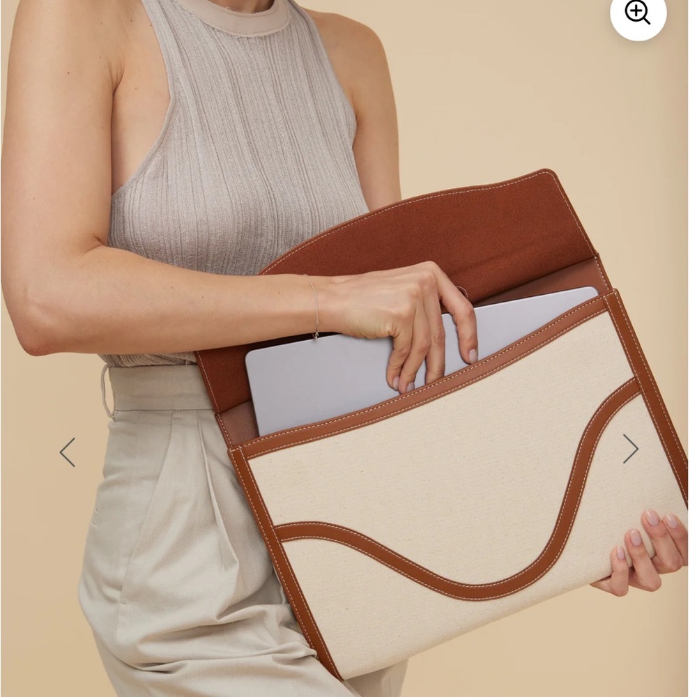 Oleada Laptop Case